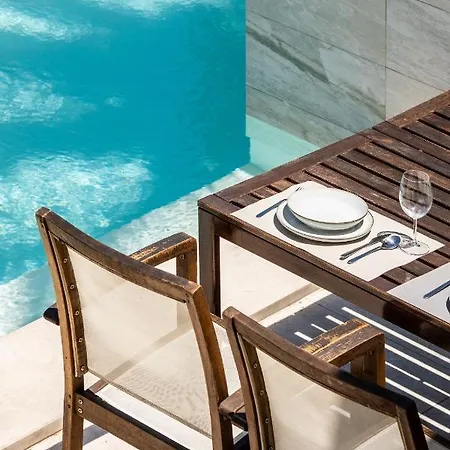 Apartman Holiday House With A Pool Lumbarda